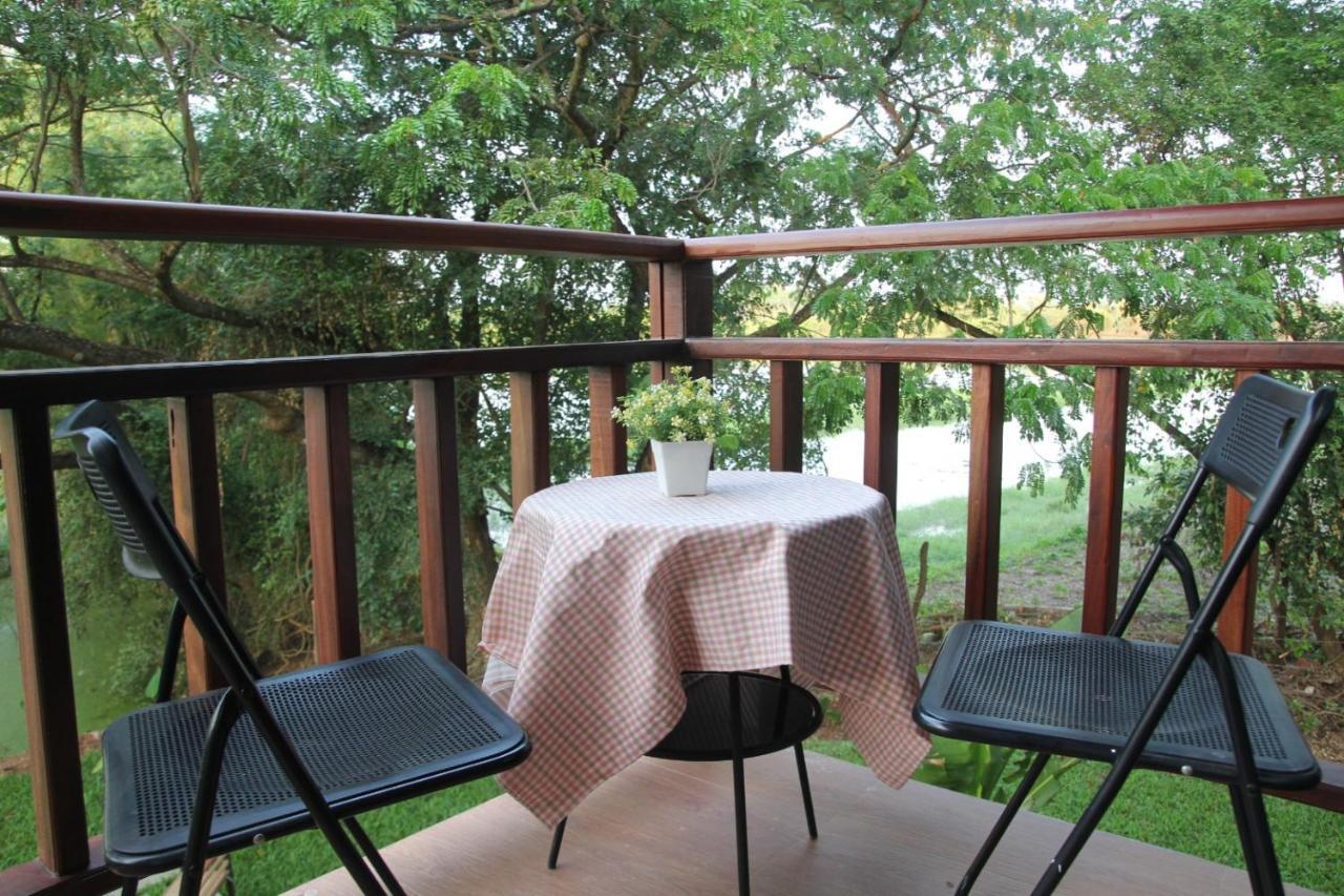 Baanbua Nonlen Hotel Udon Thani Ngoại thất bức ảnh