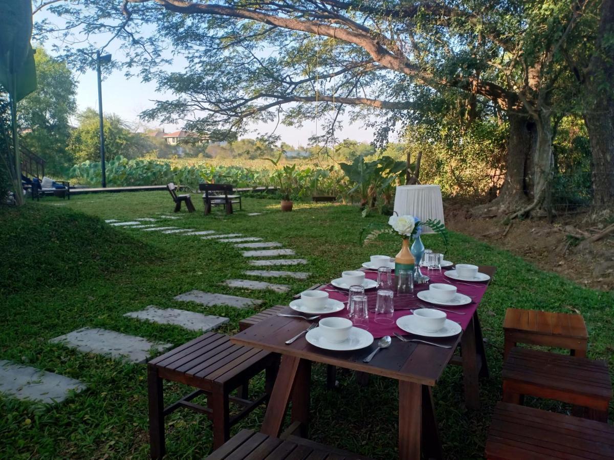 Baanbua Nonlen Hotel Udon Thani Ngoại thất bức ảnh